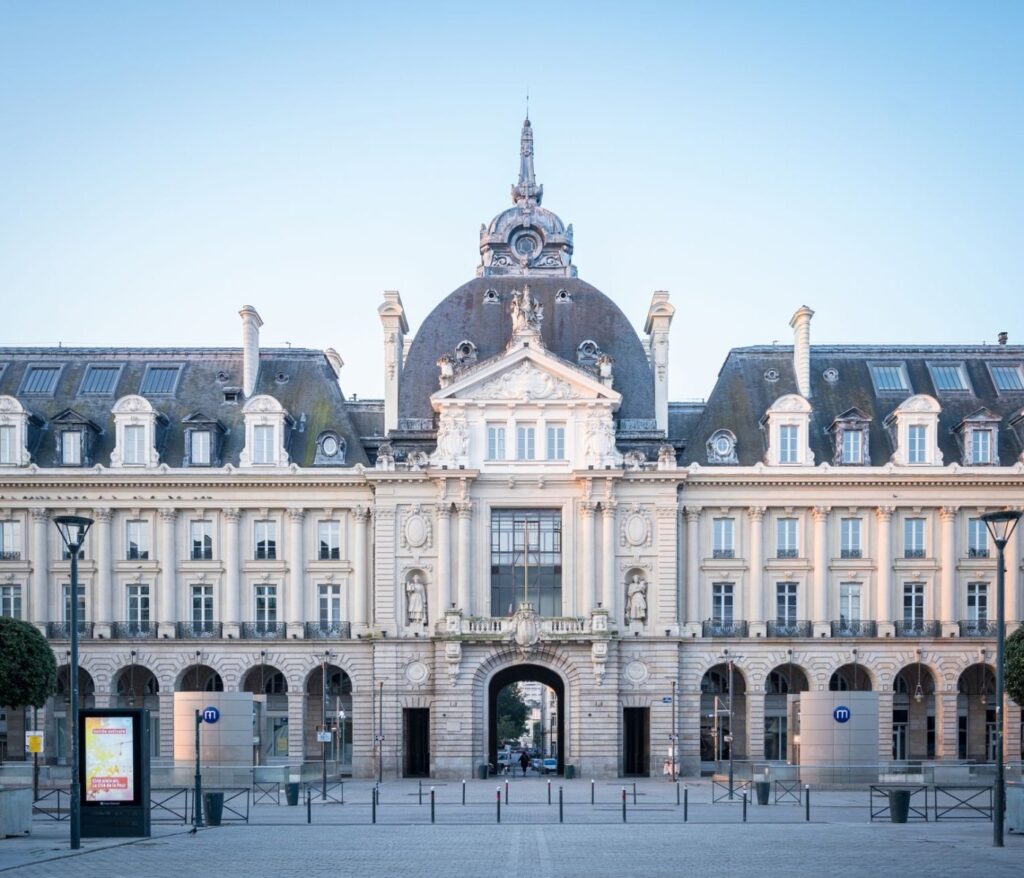 L'assurance, un cocon pour votre sérénité 13 ECA Assurances : tout savoir sur ce courtier et ses offres