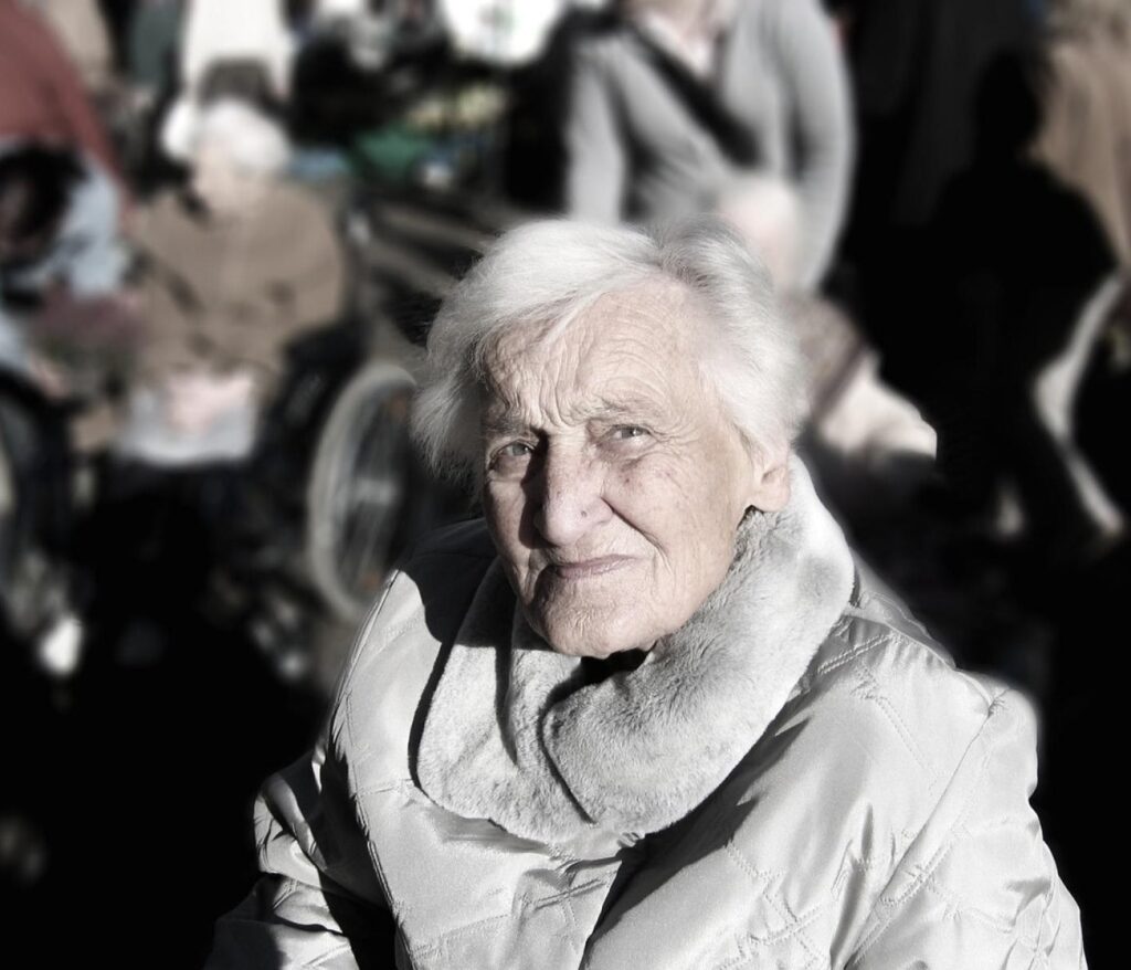 L'assurance, un cocon pour votre sérénité 14 Mutuelle senior : comparatif des garanties essentielles